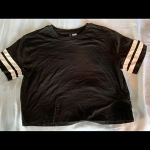H&M crop tee